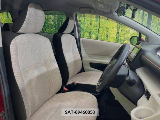 Toyota SIENTA 2019-07 298333-9