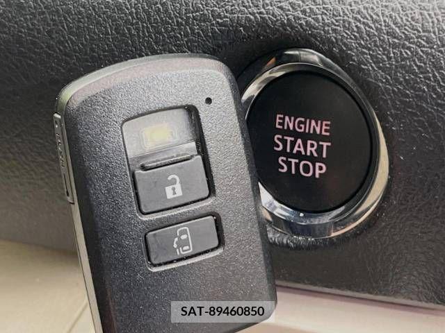 Toyota SIENTA 2019-07 298333-7