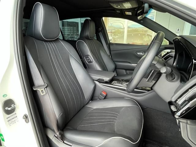 Toyota CROWN SEDAN 2019-08 188633-13