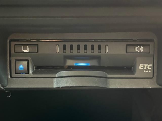 Toyota CROWN SEDAN 2019-08 188633-20