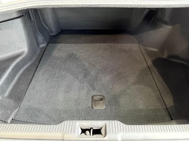 Toyota CROWN SEDAN 2019-08 188633-16