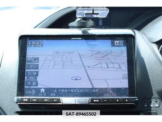 Toyota VOXY 2015-12 352971-1