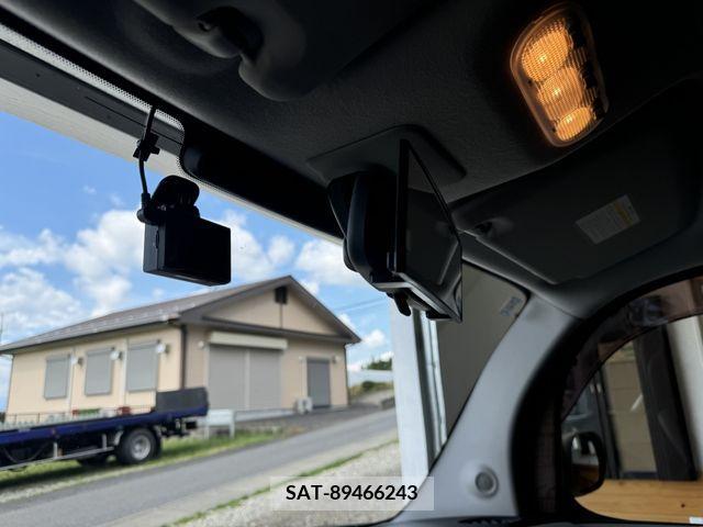 Nissan CUBE 2009-01 320653-10