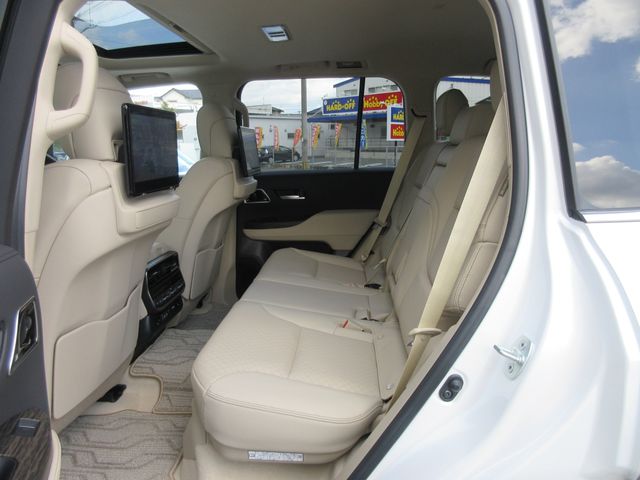 Toyota LAND CRUISER 2022-10 15829-15