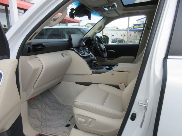 Toyota LAND CRUISER 2022-10 15829-19