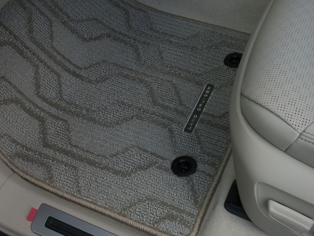 Toyota LAND CRUISER 2022-10 15829-20