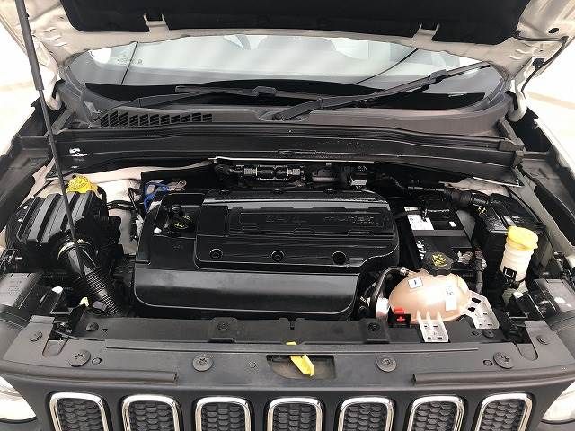 Jeep RENEGADE 2015-08 6845-17