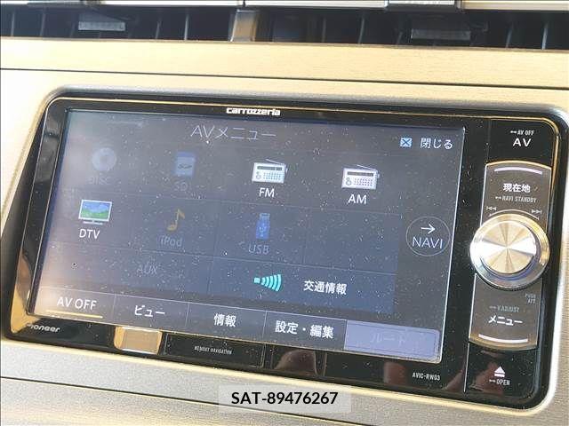 Toyota PRIUS 2015-06 281990-3