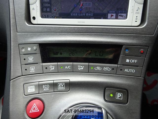 Toyota PRIUS 2013-05 326864-22