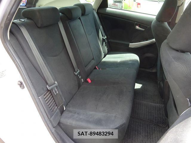 Toyota PRIUS 2013-05 326864-12