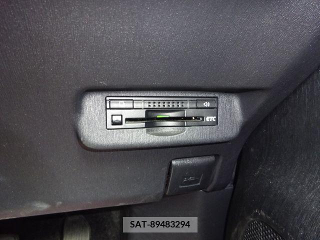 Toyota PRIUS 2013-05 326864-23