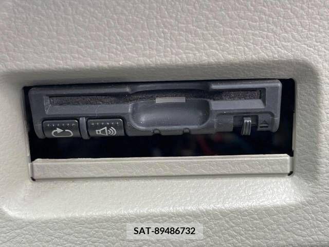 Suzuki SPACIA 2013-10 285645-5