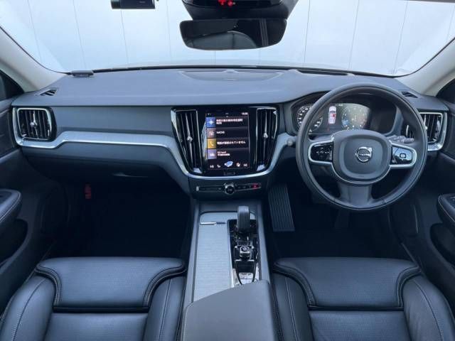 Volvo CROSS COUNTRY 2022-03 184486-1