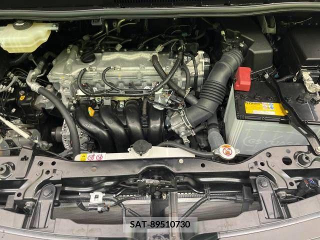 Toyota VOXY 2021-04 332569-19