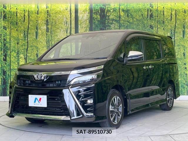 Toyota VOXY 2021-04 332569-16