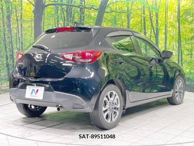 Mazda DEMIO 2016-11 296597-17