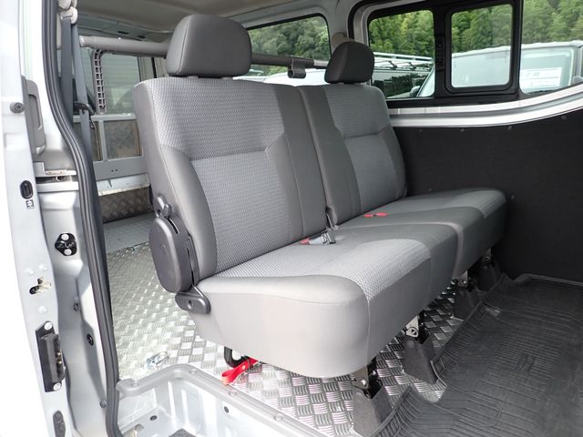 Nissan NV350 Caravan 2017-12 22230-23