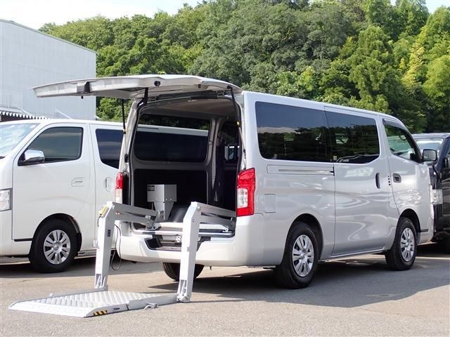 Nissan NV350 Caravan 2017-12 22230-0