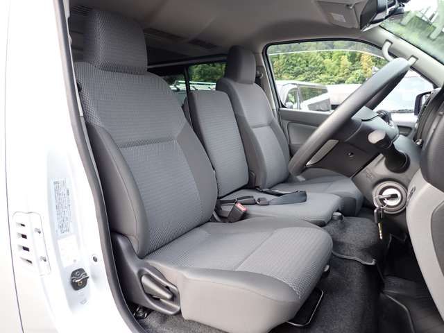 Nissan NV350 Caravan 2017-12 22230-18
