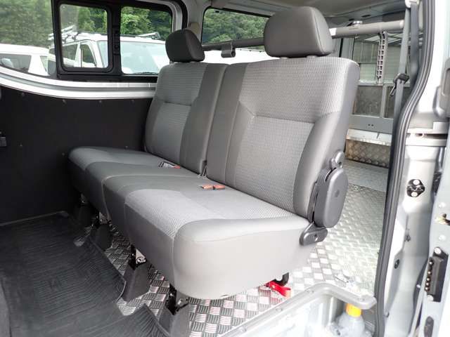 Nissan NV350 Caravan 2017-12 22230-24
