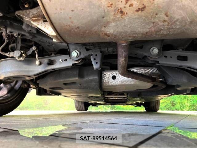 Toyota C-HR 2018-10 349443-19