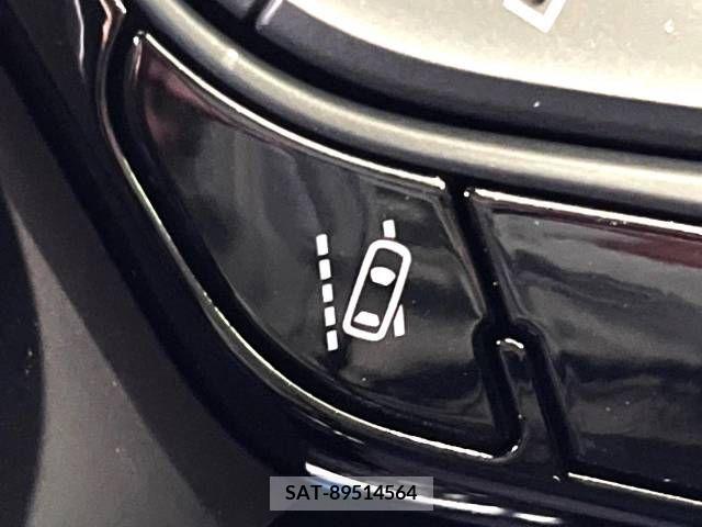 Toyota C-HR 2018-10 349443-7