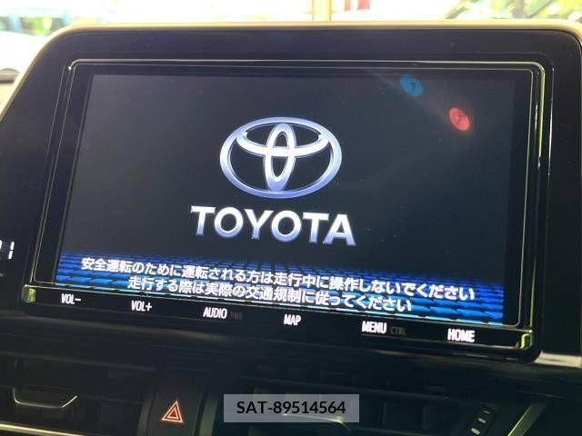 Toyota C-HR 2018-10 349443-2