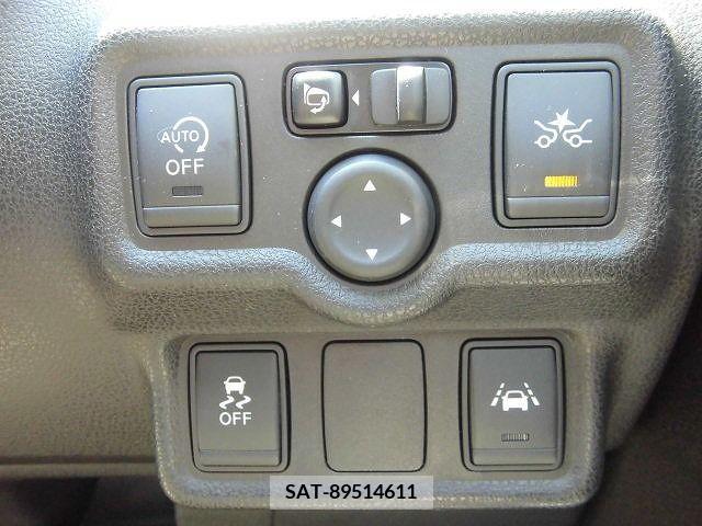 Nissan NOTE 2016-03 327419-24