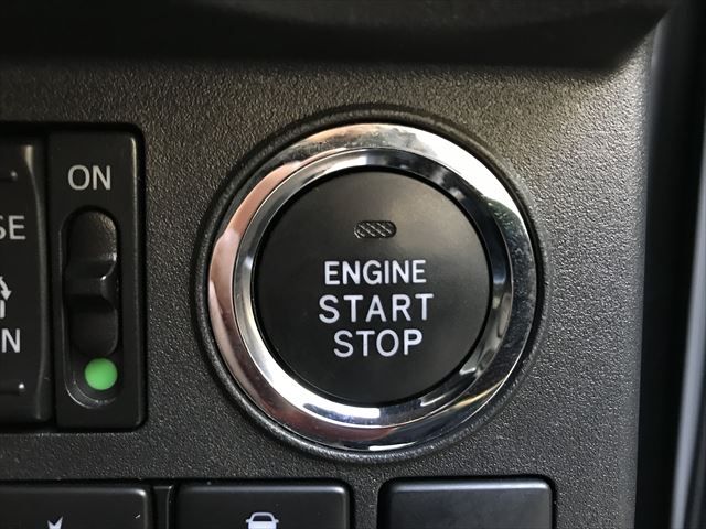 Toyota Pixis Mega 2021-08 28650-7