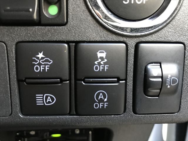Toyota Pixis Mega 2021-08 28650-9