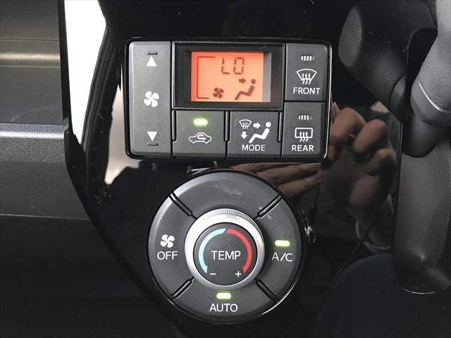 Toyota Pixis Mega 2021-08 28650-12
