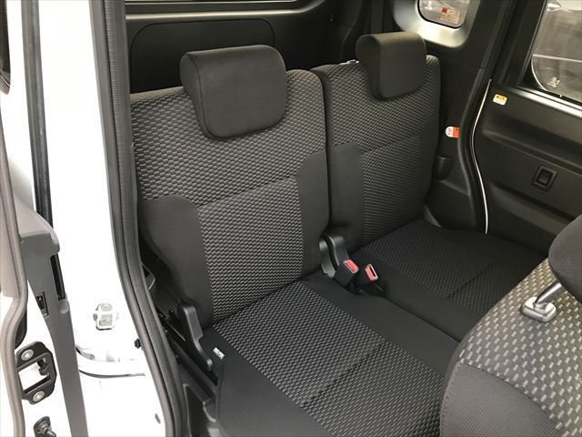 Toyota Pixis Mega 2021-08 28650-14
