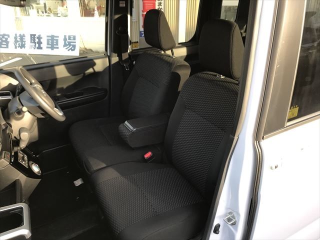 Toyota Pixis Mega 2021-08 28650-3