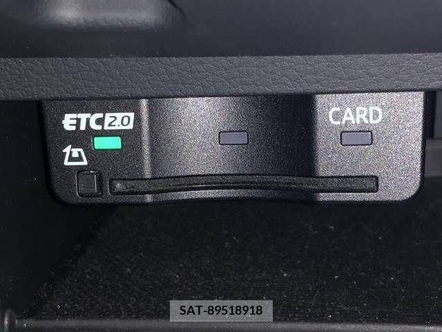 Audi Q5 2019-04 261291-10