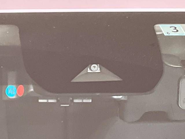Nissan NOTE 2022-03 184784-2