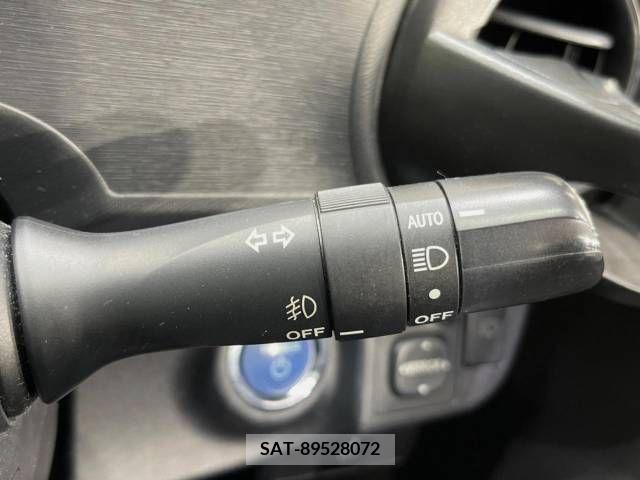 Toyota AQUA 2013-11 250291-5