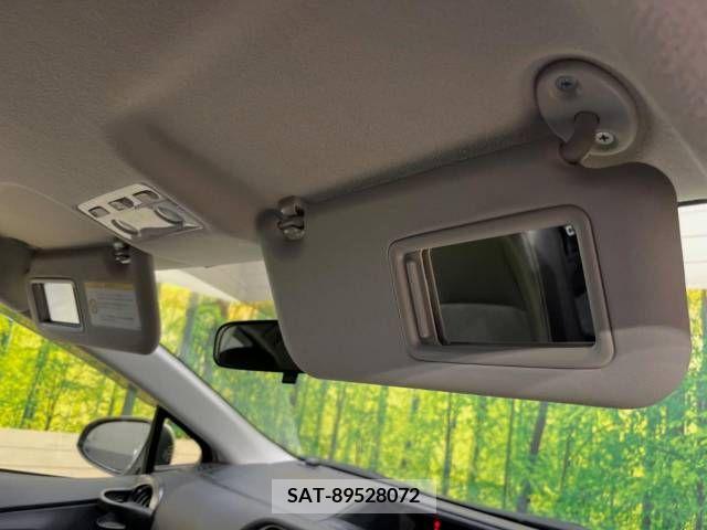 Toyota AQUA 2013-11 250291-7