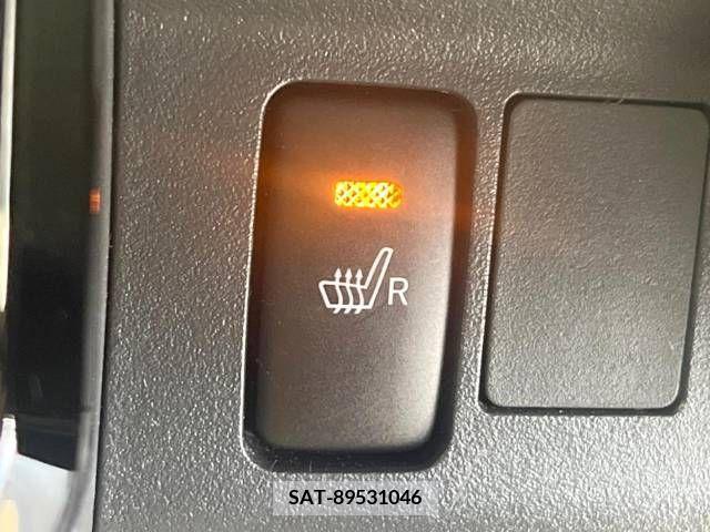Daihatsu WAKE 2018-04 371085-6