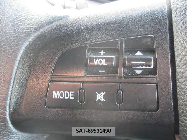 Mazda MPV 2011-12 298053-8