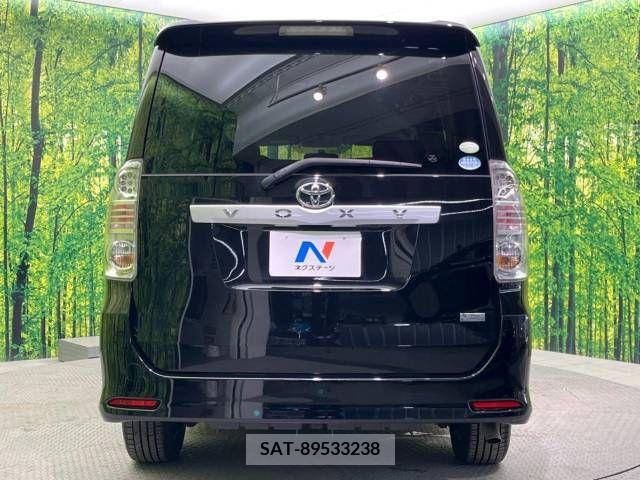 Toyota VOXY 2009-12 247929-16