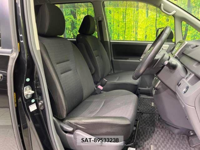 Toyota VOXY 2009-12 247929-9