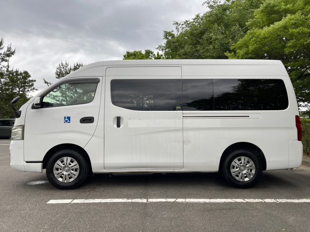 Nissan NV350 Caravan 2015-04 3183-7