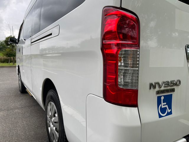Nissan NV350 Caravan 2015-04 3183-16
