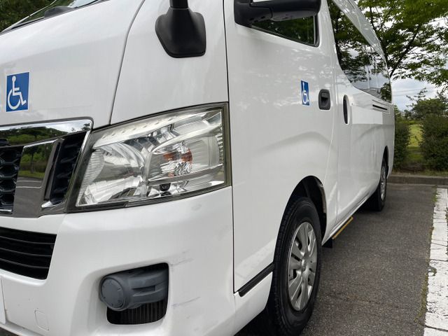 Nissan NV350 Caravan 2015-04 3183-14