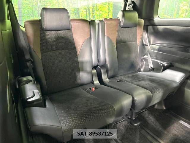 Toyota ALPHARD 2017-12 206304-10