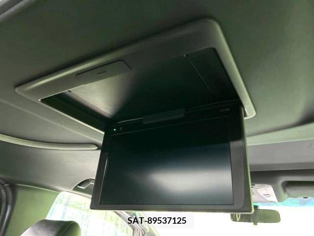 Toyota ALPHARD 2017-12 206304-3