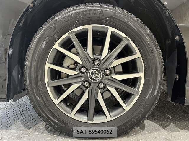 Toyota VOXY 2015-12 290048-14