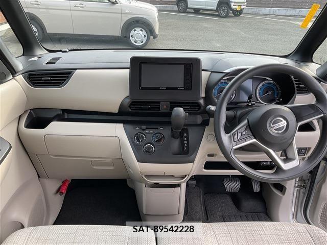 Nissan ROOX 2020-04 354660-1