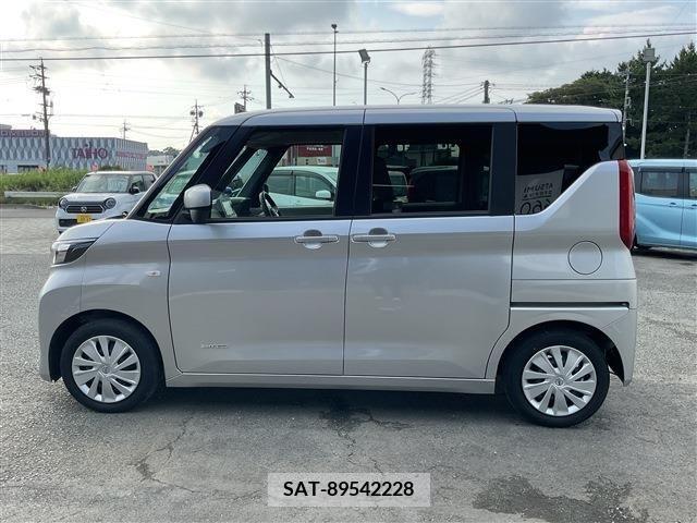 Nissan ROOX 2020-04 354660-24