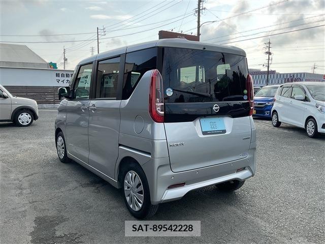 Nissan ROOX 2020-04 354660-23